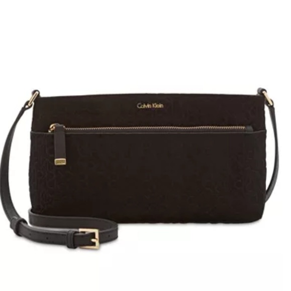 Calvin Klein Handbags - {Calvin Klein} New Jolene Signature Crossbody